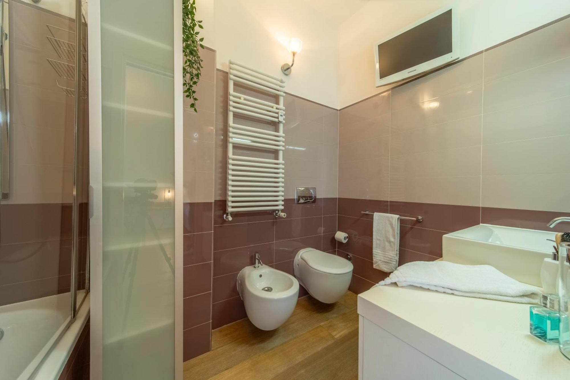 Danti Chic Apartment ฟลอเรนซ์ ภายนอก รูปภาพ