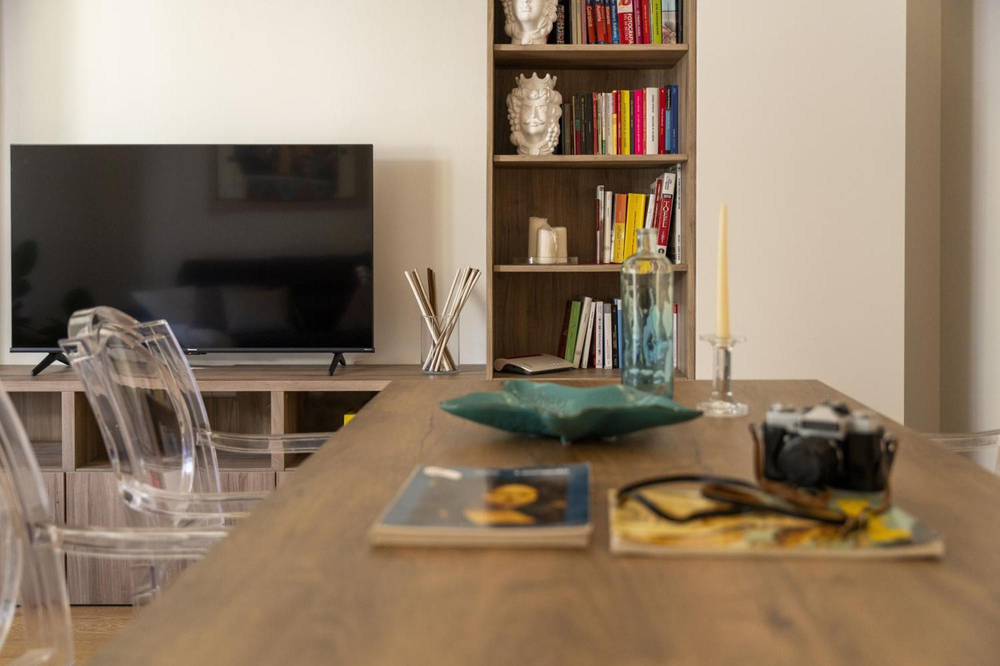 Danti Chic Apartment ฟลอเรนซ์ ภายนอก รูปภาพ